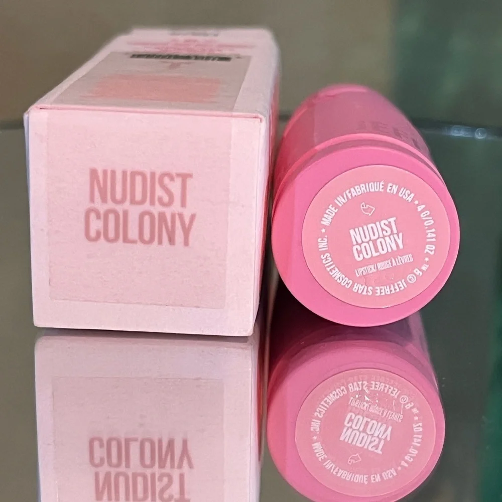 Jeffree Star Velvet Trap lipstick in color Nudist Colony. New! - Picture 4 of 9